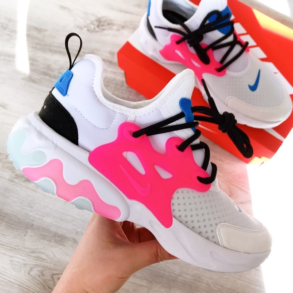 Nike Shoes - Nike react presto